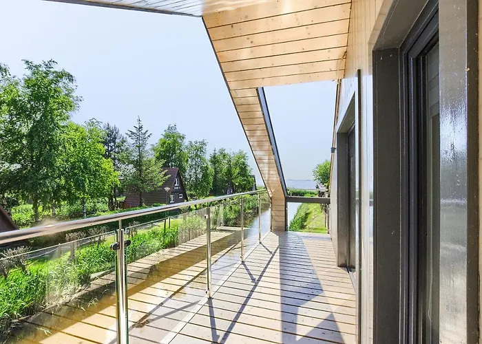 Stanica Wodna Dźwirzyno